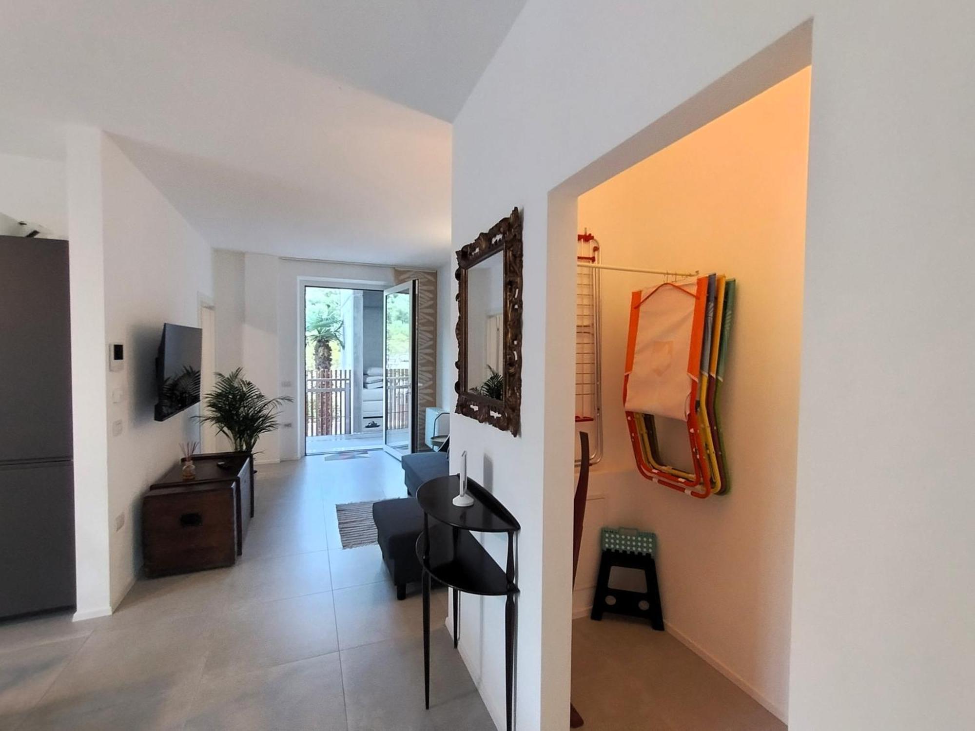 Active Wind Apartment Riva del Garda Luaran gambar