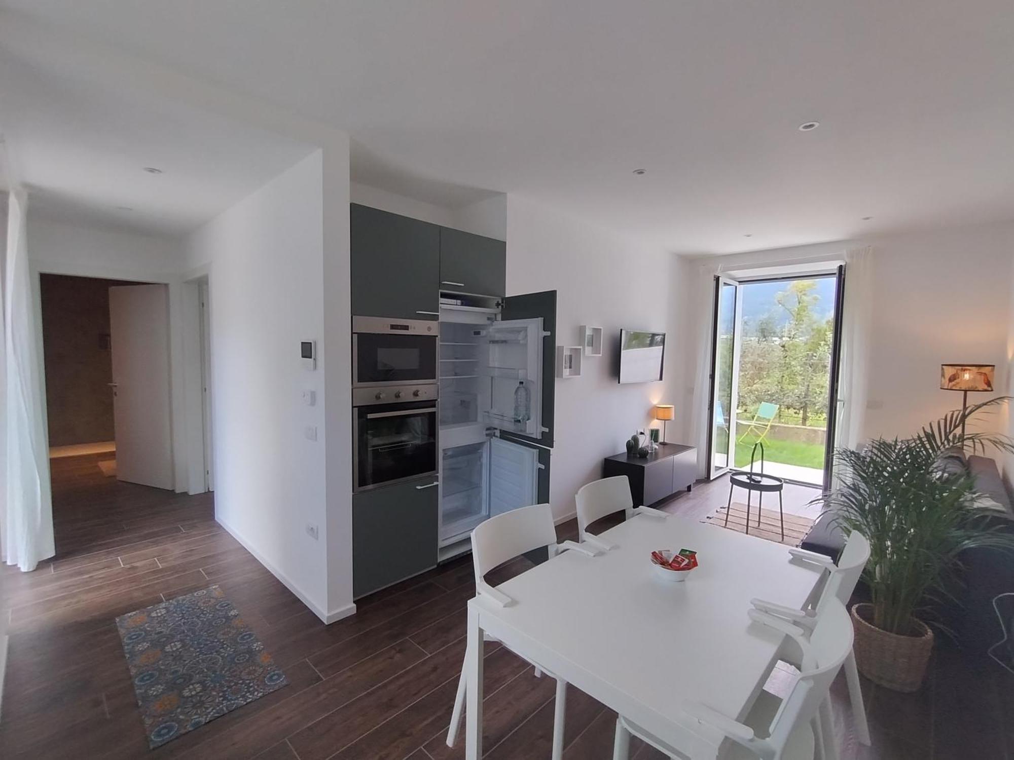 Active Wind Apartment Riva del Garda Luaran gambar